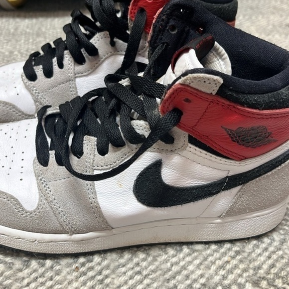 Nike Air Jordan 1 Retro High youth size 6 light smoke gray - Picture 3 of 7